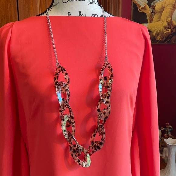 Celluloid 34” necklace with leopard print oval links - Picture 1 of 10